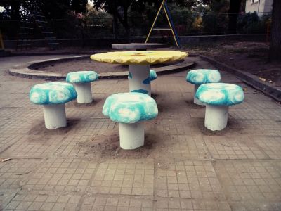 Масички и столчета за деца, с. Куртово Конаре 2018г - Art Angelovi (Арт Ангелови) - Стамболийски, Пловдив, Благоевград, Бургас, Варна,Велико Търново, Габрово, Монтана, Пазарджик, Перник, Пловдив, Русе, Сливен, Смолян, София, Стара Загора, Ямбол