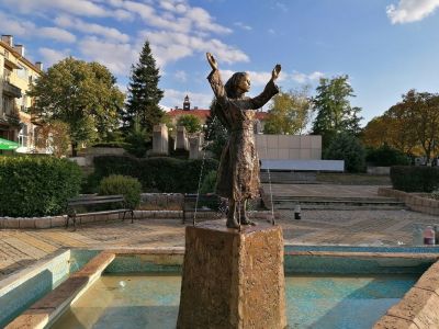 Обновяване на площад България в град Средец - Art Angelovi (Арт Ангелови) - Стамболийски, Пловдив, Благоевград, Бургас, Варна,Велико Търново, Габрово, Монтана, Пазарджик, Перник, Пловдив, Русе, Сливен, Смолян, София, Стара Загора, Ямбол