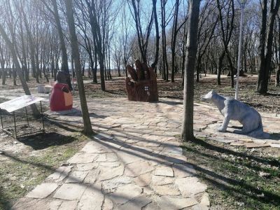 Дядовата ръкавичка - Art Angelovi (Арт Ангелови) - Стамболийски, Пловдив, Благоевград, Бургас, Варна,Велико Търново, Габрово, Монтана, Пазарджик, Перник, Пловдив, Русе, Сливен, Смолян, София, Стара Загора, Ямбол