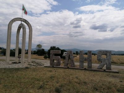 Герб на гр. Баня и детски кът 2019 г и надпис 2021 - Art Angelovi (Арт Ангелови) - Стамболийски, Пловдив, Благоевград, Бургас, Варна,Велико Търново, Габрово, Монтана, Пазарджик, Перник, Пловдив, Русе, Сливен, Смолян, София, Стара Загора, Ямбол