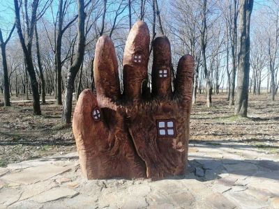 Дядовата ръкавичка - Art Angelovi (Арт Ангелови) - Стамболийски, Пловдив, Благоевград, Бургас, Варна,Велико Търново, Габрово, Монтана, Пазарджик, Перник, Пловдив, Русе, Сливен, Смолян, София, Стара Загора, Ямбол