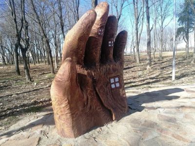 Дядовата ръкавичка - Art Angelovi (Арт Ангелови) - Стамболийски, Пловдив, Благоевград, Бургас, Варна,Велико Търново, Габрово, Монтана, Пазарджик, Перник, Пловдив, Русе, Сливен, Смолян, София, Стара Загора, Ямбол