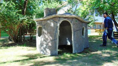 Детска къщичка тип Бедрок с.Ново Село - Art Angelovi (Арт Ангелови) - Стамболийски, Пловдив, Благоевград, Бургас, Варна,Велико Търново, Габрово, Монтана, Пазарджик, Перник, Пловдив, Русе, Сливен, Смолян, София, Стара Загора, Ямбол